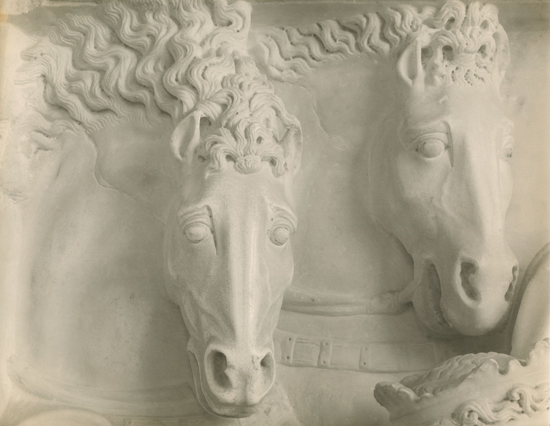 The Adoration of the Magi by Nicola Pisano, Pisa, Baptistery Pulpit, Giacomo Pozzi Bellini – 1946-1947